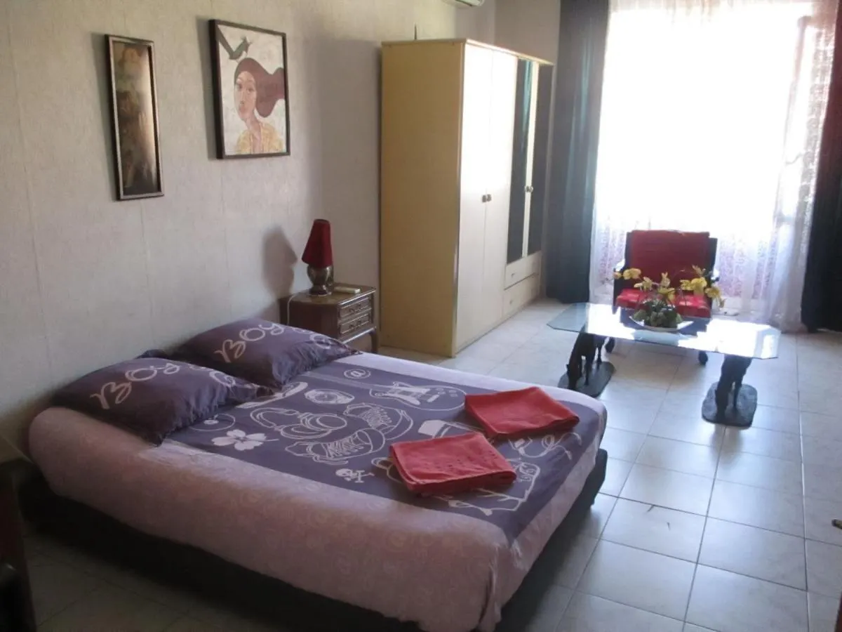 ** Couette-café Chez Brigitte Guesthouse Nice France