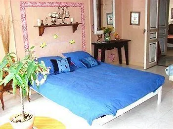 ** Couette-café Chez Brigitte Guesthouse Nice France