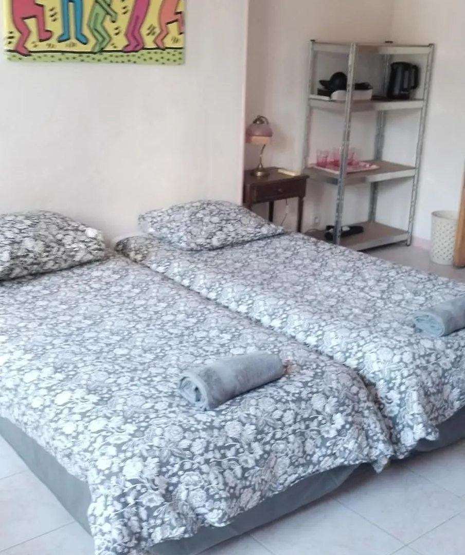 Chez Brigitte Guesthouse Nice Bed & Breakfast